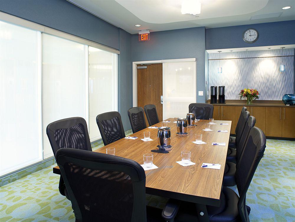 Springhill Suites By Marriott Chicago Waukegan/Gurnee Einrichtungen foto